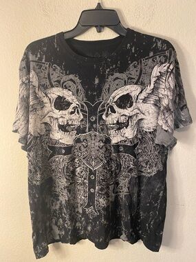 Black Skull & Cross Graphic Short Sleeve Tee